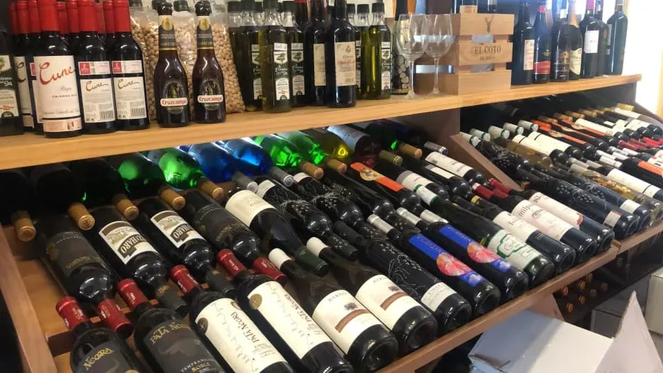 Vinos y Bodega